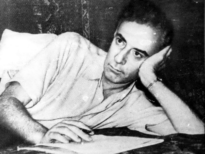 The secret life of Academician Landau: why the genius's wife put on display the most intimate The secret life of Academician Landau: why the genius's wife put on display the most intimate