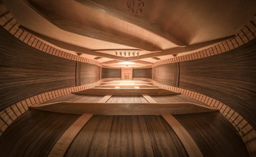 The Secrets of Musical Instruments Through the Lens of a Brilliant Photographer The Secrets of Musical Instruments Through the Lens of a Brilliant Photographer