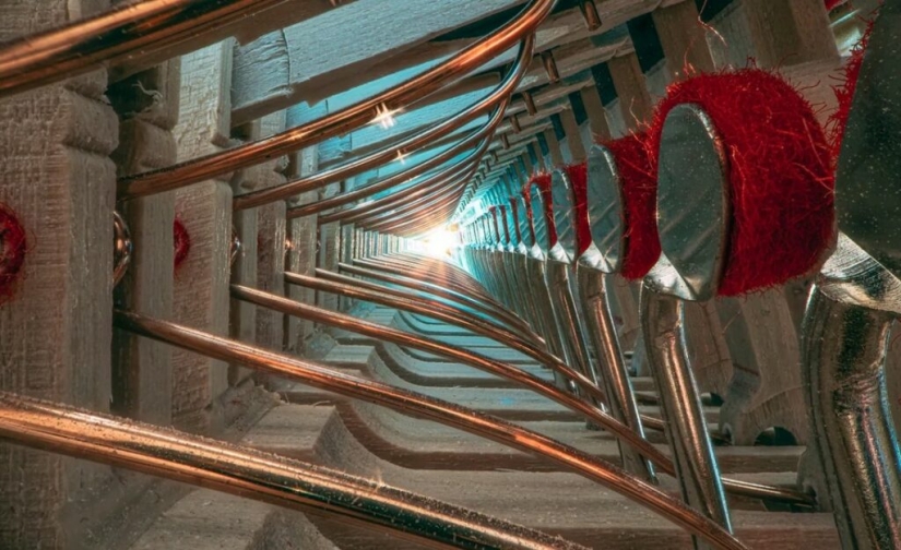 The Secrets of Musical Instruments Through the Lens of a Brilliant Photographer The Secrets of Musical Instruments Through the Lens of a Brilliant Photographer