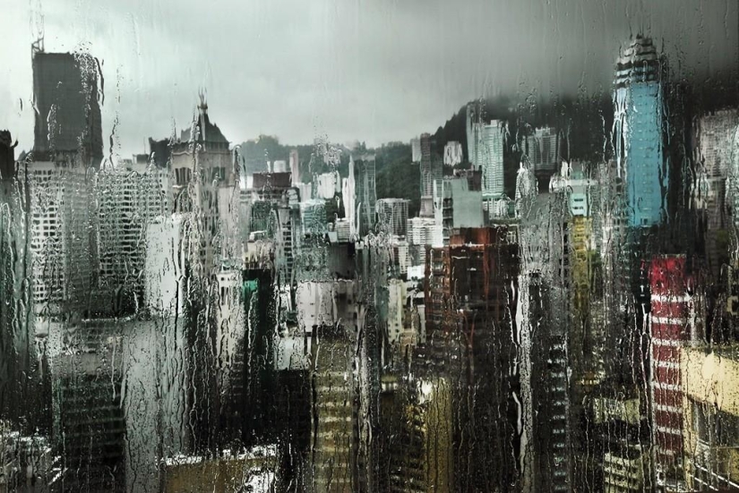 The sound of rain in photographs by Willy Roni