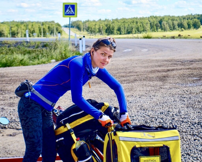 The story of Anna Smolina, who cycled across half the country with her dog