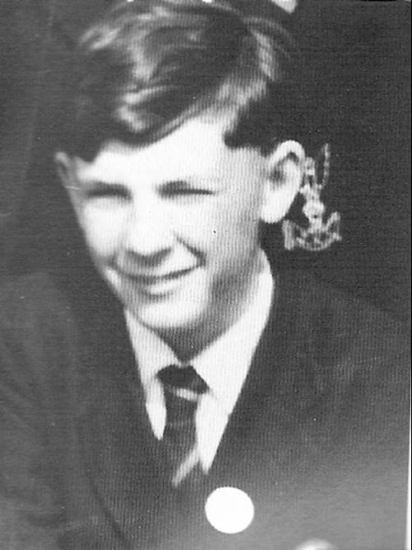 The story of Graham Young, a maniac poisoner, whom even the jailers were afraid of