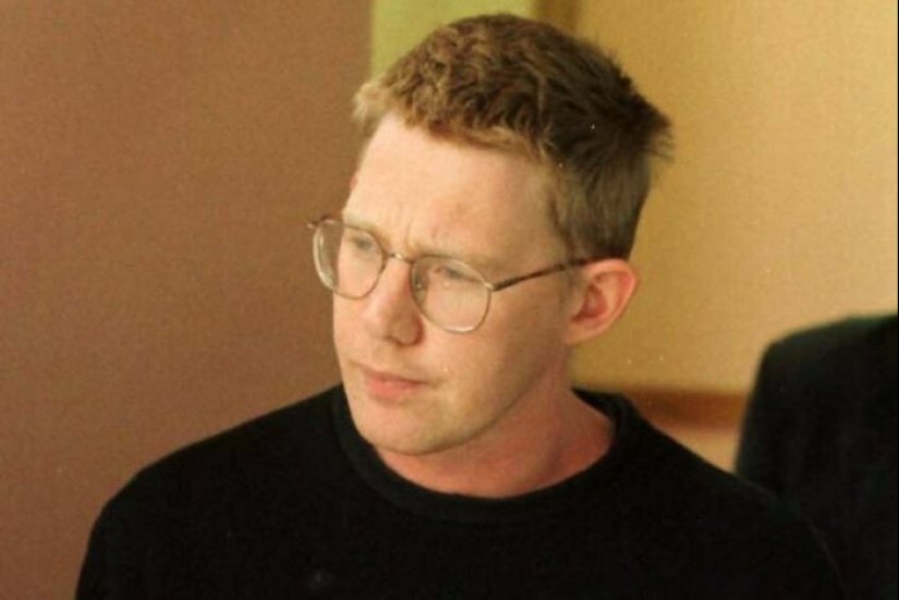 The story of one assassination attempt: why a teenager shot at Queen Elizabeth II