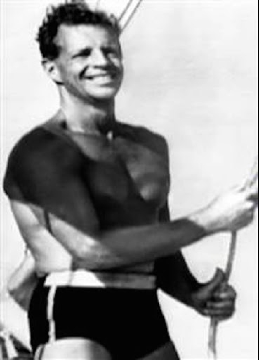 The story of Terry Jo Duperre — 11-year-old girl surviving in the open ocean The story of Terry Jo Duperre — 11-year-old girl surviving in the open ocean