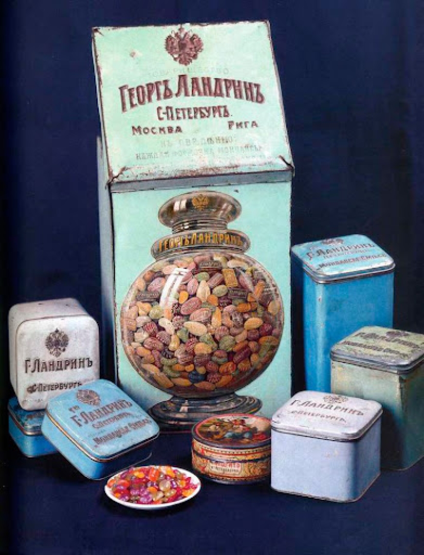 The Story of the Cockerel on a Stick and His &quot;Relatives&quot; Who Are Older Than You Think