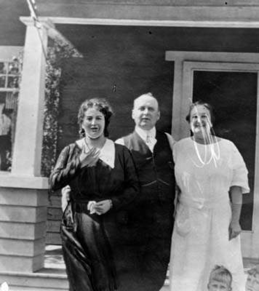The strange story of Walburga Osterreich, who kept a secret lover in the attic for years The strange story of Walburga Osterreich, who kept a secret lover in the attic for years