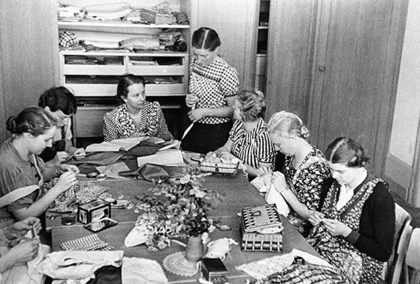 The Third Reich&#39;s School for Brides: How the Nazis Created the &quot;New Woman&quot;