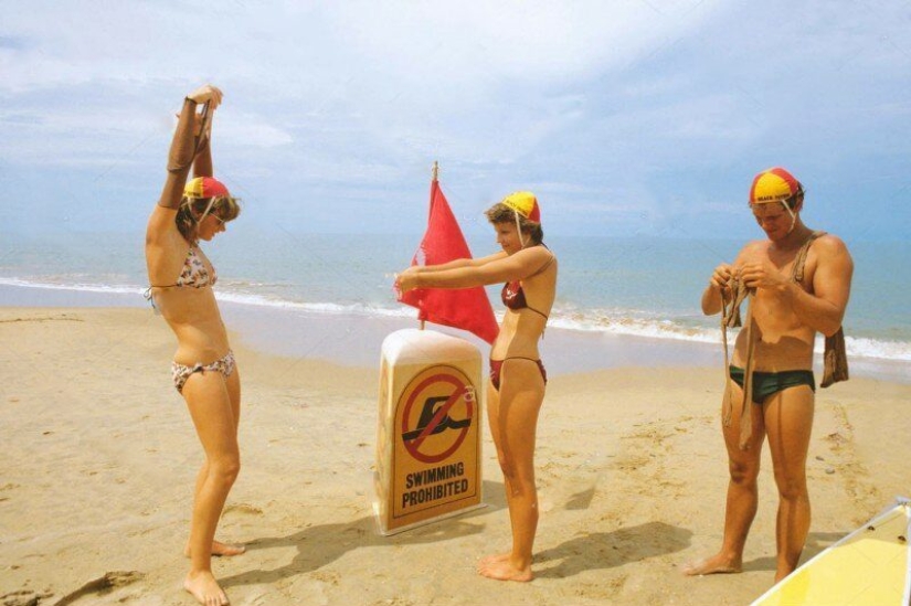 The touch of the "hand of death", or Why they bathe in pantyhose in the north of Australia