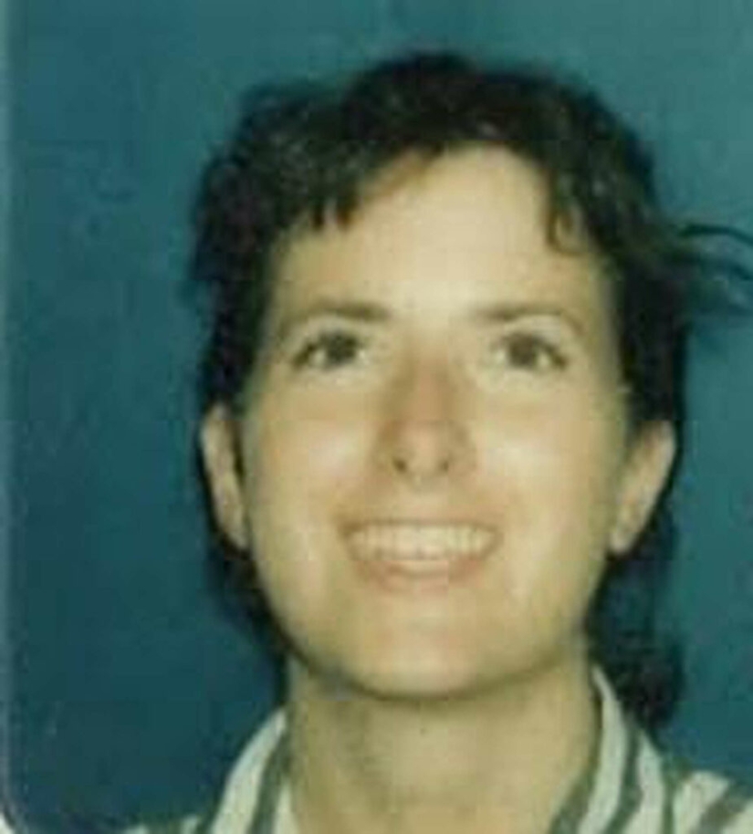 The Triple Life of Lori Erica Ruff, a Secret That Remains Unsolved