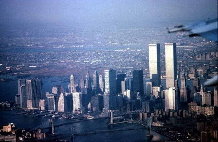 The twin towers in the 70s: how did the world trade center in the beginning The twin towers in the 70s: how did the world trade center in the beginning