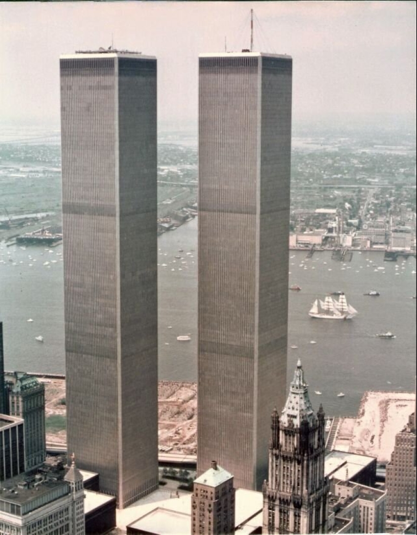 The twin towers in the 70s: how did the world trade center in the beginning The twin towers in the 70s: how did the world trade center in the beginning