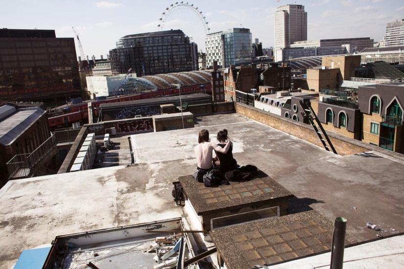 The world of London squats and their inhabitants in the photo project of Corinna Kern