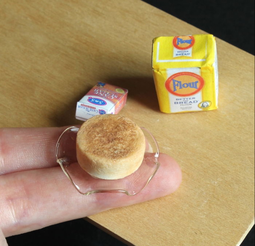 These Mini clay sculptures Look So much like real food that It Makes Your Mouth Water