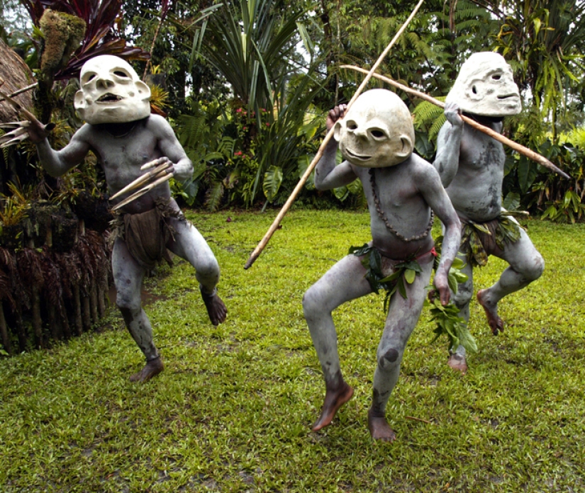 These mysterious wild tribes These mysterious wild tribes