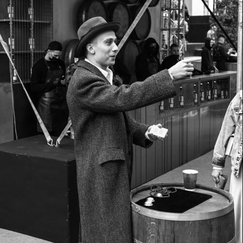 "Thimblerig": the noble origins of Russia's most criminal game "Thimblerig": the noble origins of Russia's most criminal game