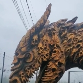This Artist Uses A Chainsaw To Create Unbelievably Detailed Sculptures