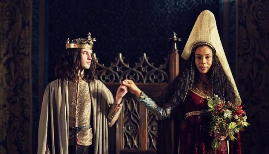 Three in a bed: the king, who was a schoolmaster in love Three in a bed: the king, who was a schoolmaster in love