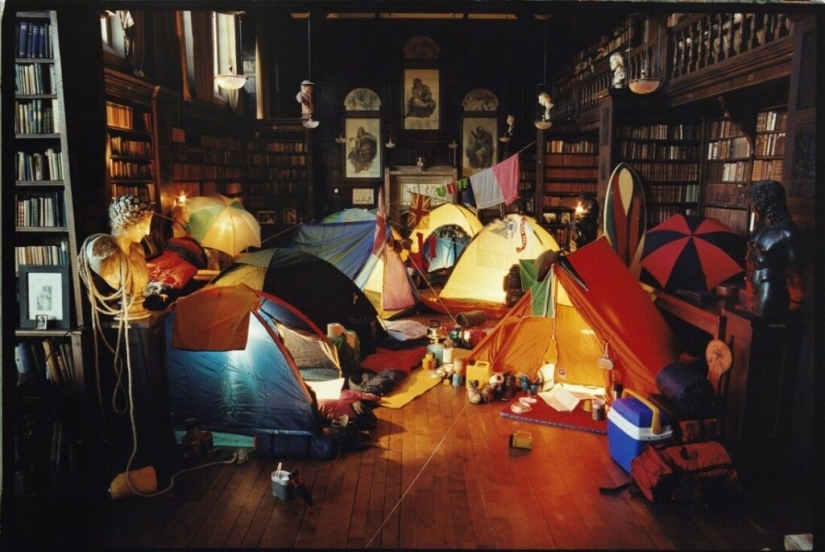 Timothy Walker y su fotografía de moda con elementos del surrealismo