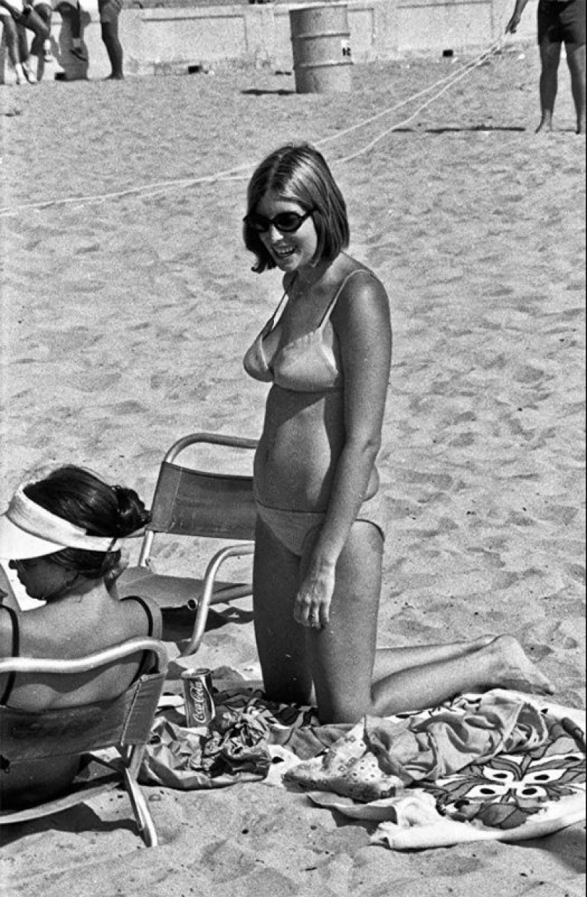 Tired of the sun: a hot summer day in 1970 at the famous Mission Beach
