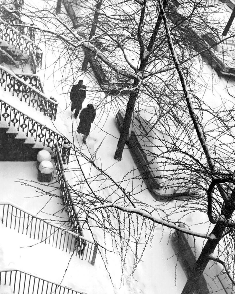 Todd Webb is an iconic 1940s photographer who never sought fame. Todd Webb is an iconic 1940s photographer who never sought fame.
