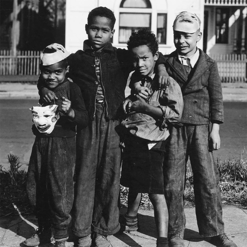 Todd Webb is an iconic 1940s photographer who never sought fame. Todd Webb is an iconic 1940s photographer who never sought fame.
