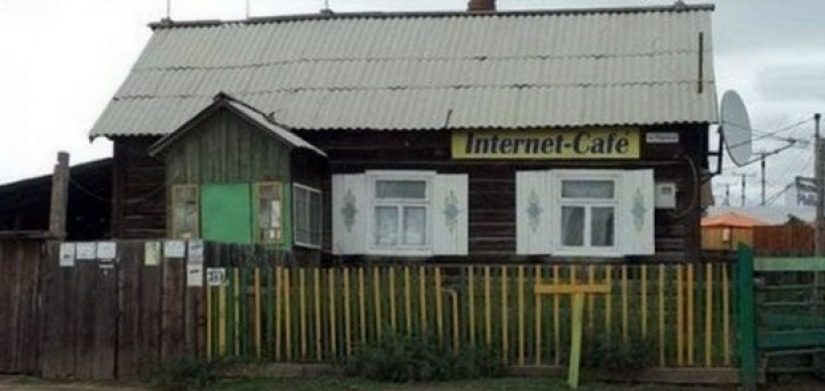 Trash in the fresh air: the Russian village is more alive than all the living