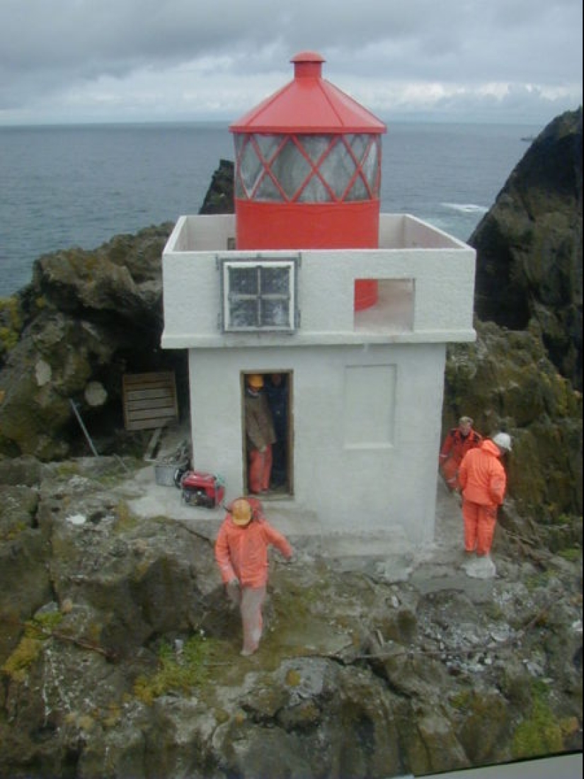 Tridrangar Lighthouse is the best place to survive the zombie apocalypse