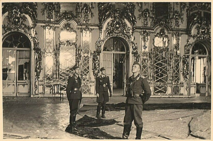 Tsar-bath: what secrets are hidden by a giant bowl in an abandoned palace Tsar-bath: what secrets are hidden by a giant bowl in an abandoned palace