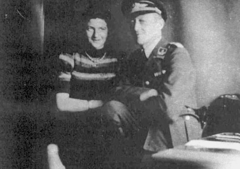 Two against all: a touching love story of a Nazi and a Jewish woman Two against all: a touching love story of a Nazi and a Jewish woman