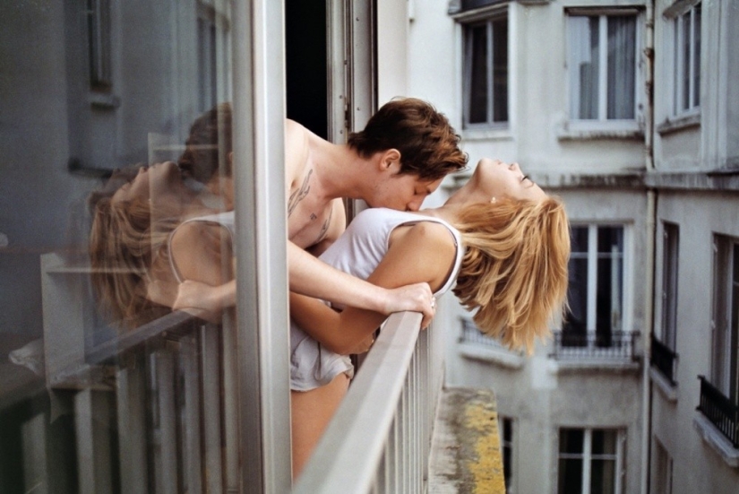 Un fotógrafo que toma fotos de amor Un fotógrafo que toma fotos de amor