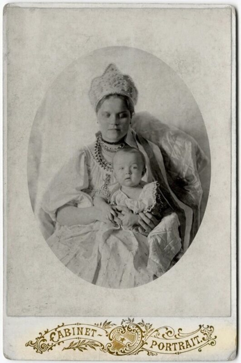 Una casta especial: cómo las mujeres campesinas fueron seleccionados para la función de las enfermeras alta cuna los niños Una casta especial: cómo las mujeres campesinas fueron seleccionados para la función de las enfermeras alta cuna los niños