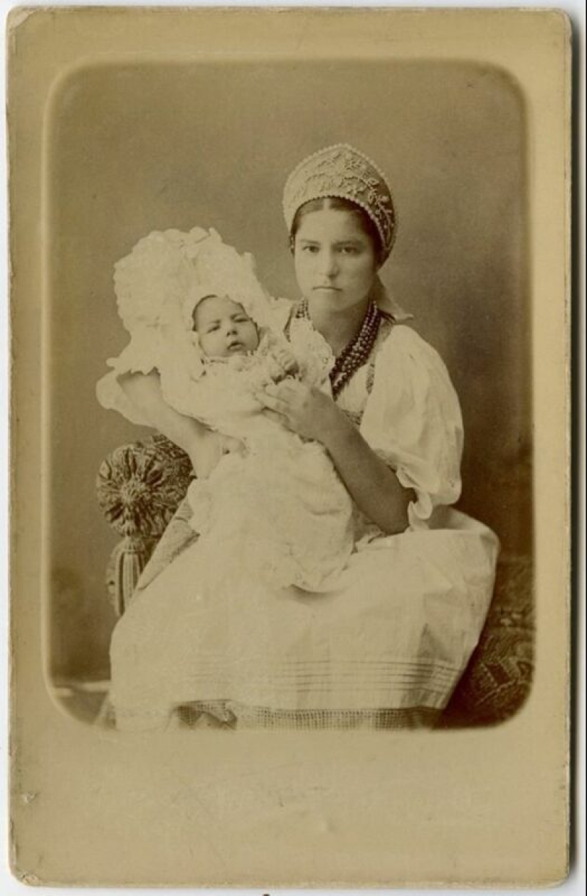 Una casta especial: cómo las mujeres campesinas fueron seleccionados para la función de las enfermeras alta cuna los niños Una casta especial: cómo las mujeres campesinas fueron seleccionados para la función de las enfermeras alta cuna los niños