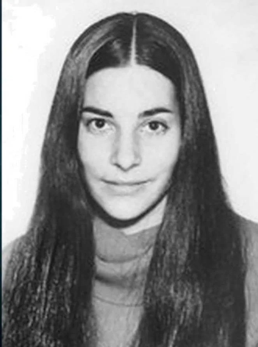 Una terrible historia de un encantador asesino: un maniático de un "reality show" que fue violada y asesinada 7 mujeres