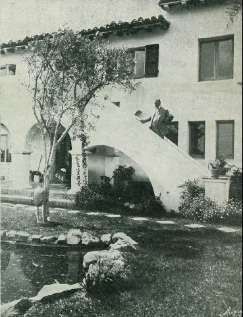 Una vida lujosa en la cima de la "Atalaya", o sobre lo que los testigos de Jehová guardan silencio Una vida lujosa en la cima de la "Atalaya", o sobre lo que los testigos de Jehová guardan silencio