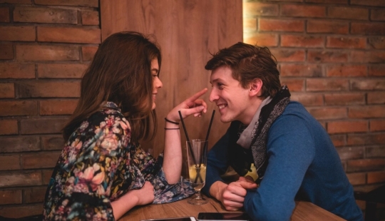 Unconscious attraction: secret signals that indicate that they are in love with you Unconscious attraction: secret signals that indicate that they are in love with you
