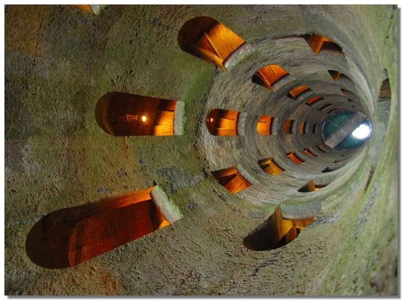 Under your feet, above your head - Dizzying buildings by Stefano Scarselli