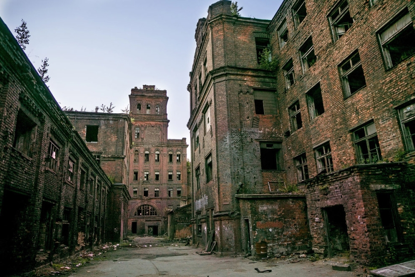 Unusual abandoned Russia in photographs