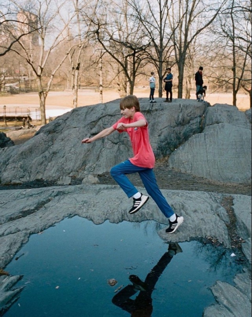 Unusual photos of New Yorkers from "paparazzi for strangers" Daniel Arnold Unusual photos of New Yorkers from "paparazzi for strangers" Daniel Arnold