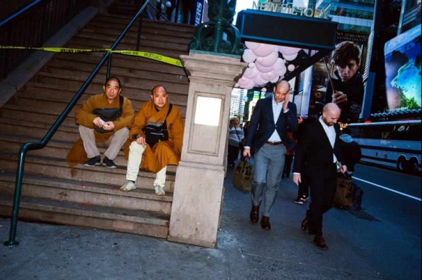 Unusual photos of New Yorkers from "paparazzi for strangers" Daniel Arnold Unusual photos of New Yorkers from "paparazzi for strangers" Daniel Arnold