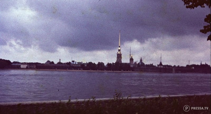 USSR in color: photographs of streets of Leningrad in the 1960s of the year USSR in color: photographs of streets of Leningrad in the 1960s of the year