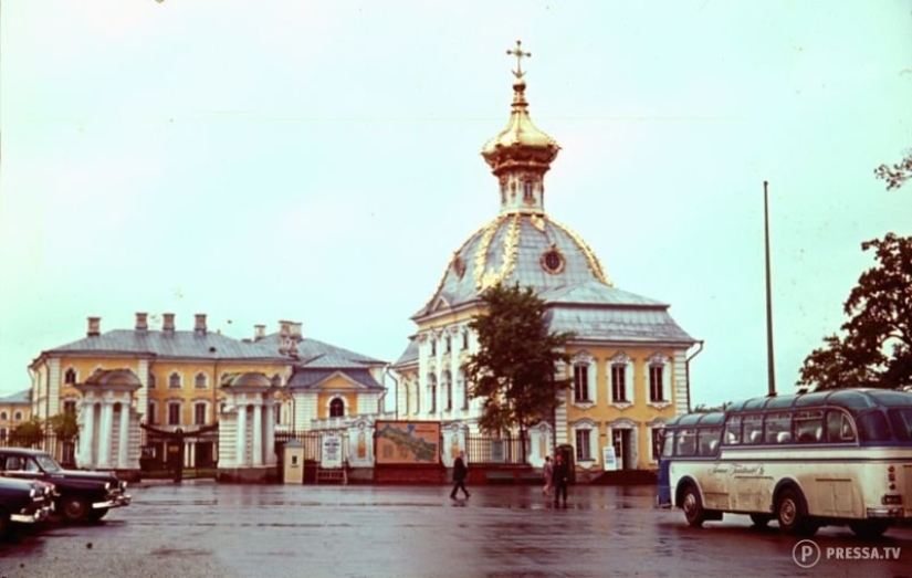 USSR in color: photographs of streets of Leningrad in the 1960s of the year USSR in color: photographs of streets of Leningrad in the 1960s of the year