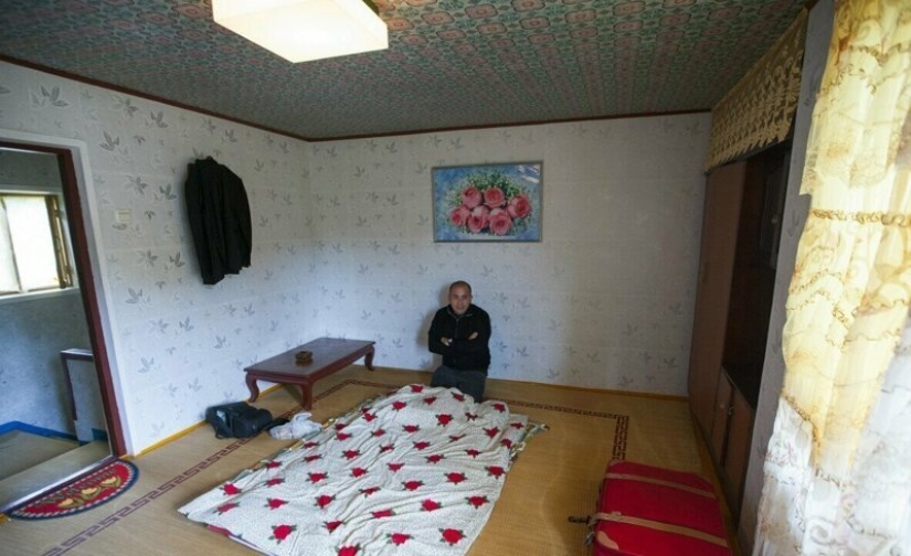 Vacío, simplicidad y pobreza: 16 fotos reales de apartamentos de norcoreanos