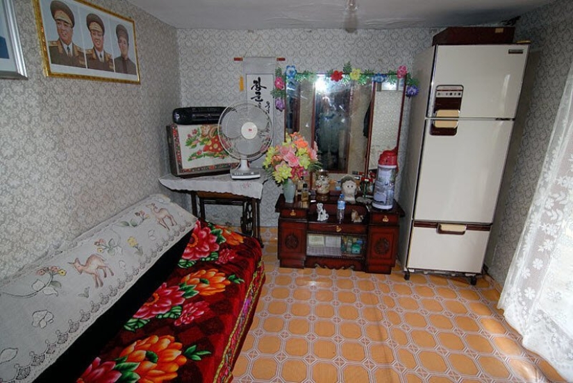 Vacío, simplicidad y pobreza: 16 fotos reales de apartamentos de norcoreanos