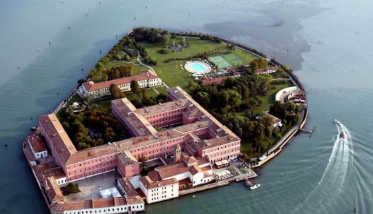 Venice from a bird&#39;s eye view