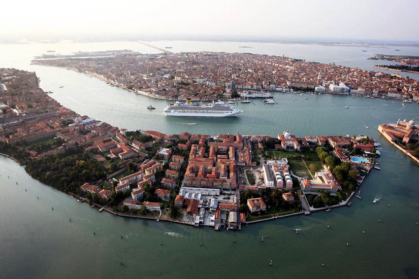 Venice from a bird's eye view Venice from a bird's eye view