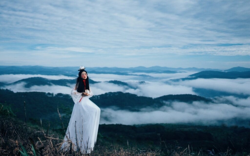 Vietnamese photographer Pham Anh Tu, whose photos take you into a dream world