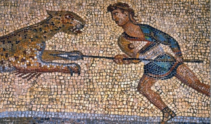 "Vino, confusión, orgías, etc." : 7 señales de que estás en la antigua Roma