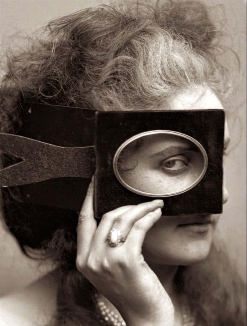 Virginia Oldoini - Countess, mistress of the Emperor and the first model of the XIX century Virginia Oldoini - Countess, mistress of the Emperor and the first model of the XIX century