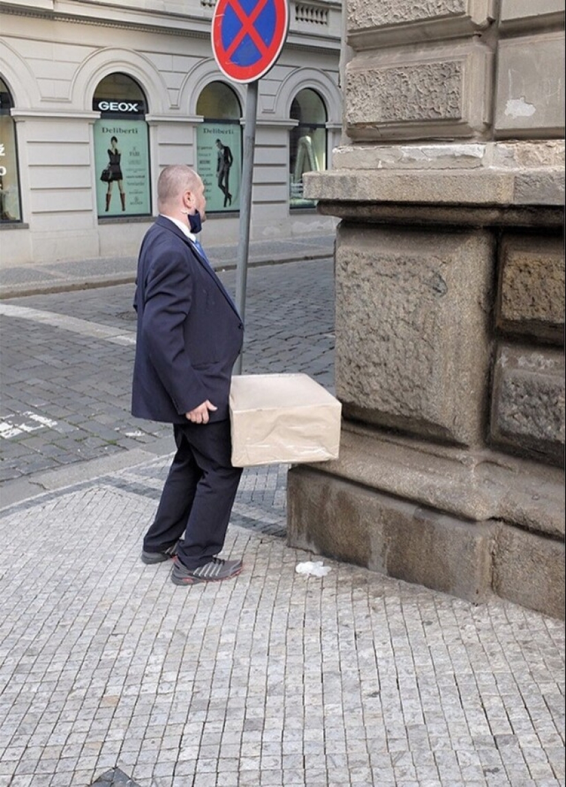 &quot;Visual Diary&quot; by Street Photographer David Gibson