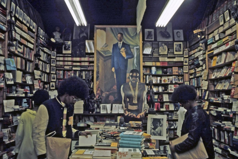 Vivid photos of Harlem in the 70s
